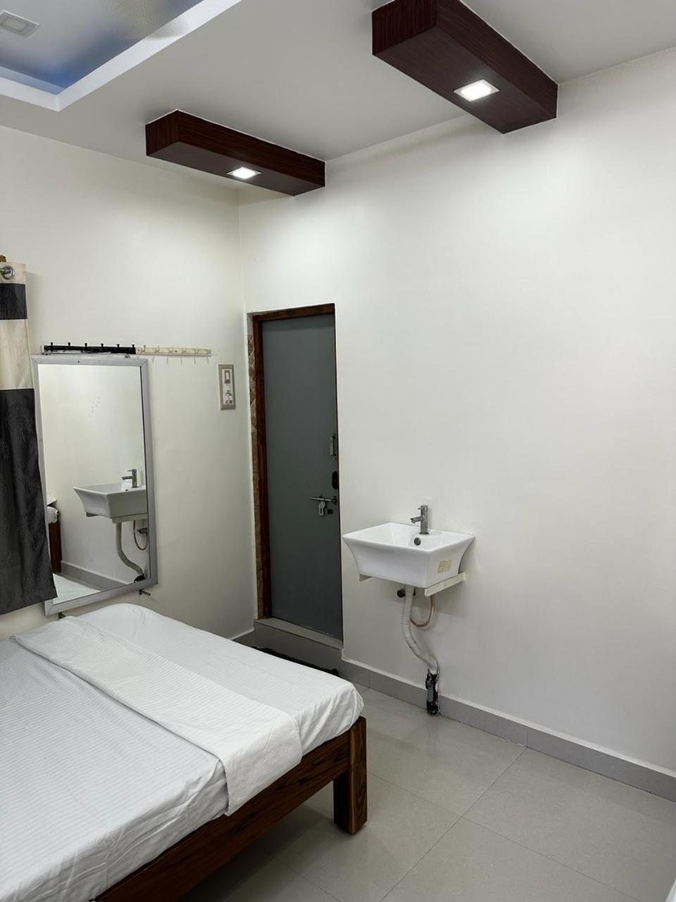 Temple View Home Stay Tiruvannāmalai Εξωτερικό φωτογραφία