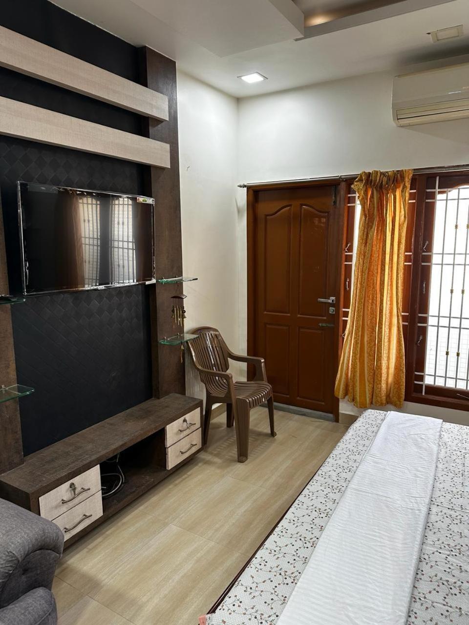 Temple View Home Stay Tiruvannāmalai Εξωτερικό φωτογραφία
